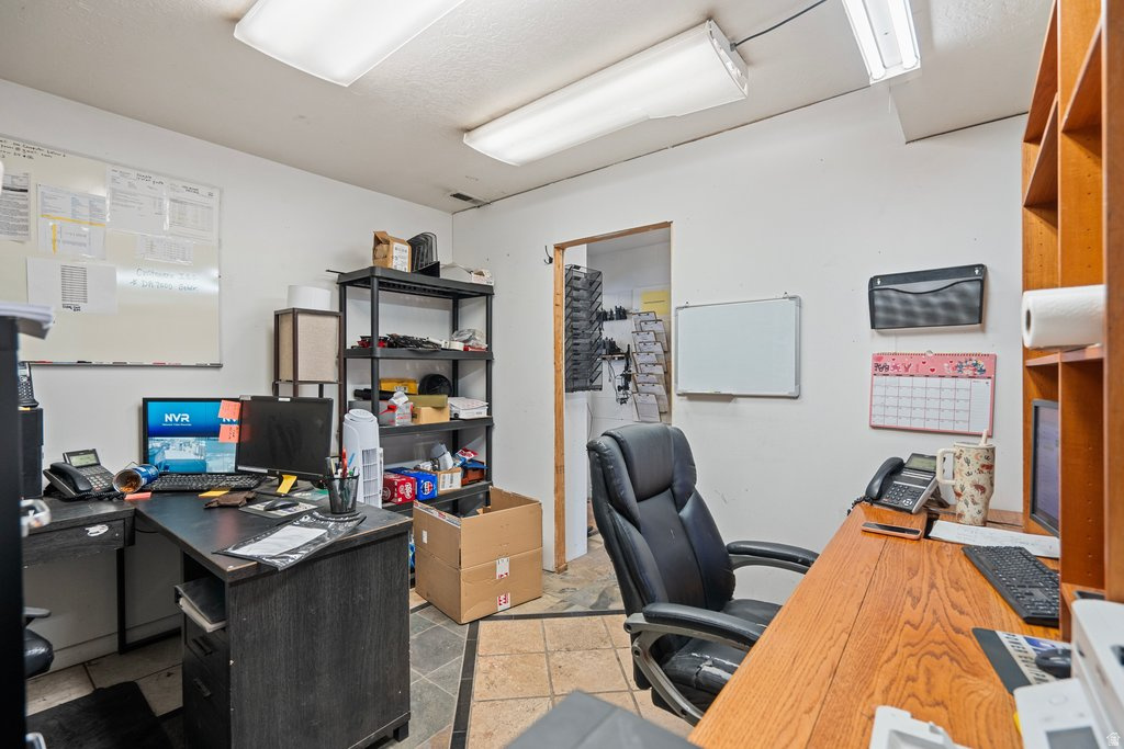 FINLEYS - Commercial Sale