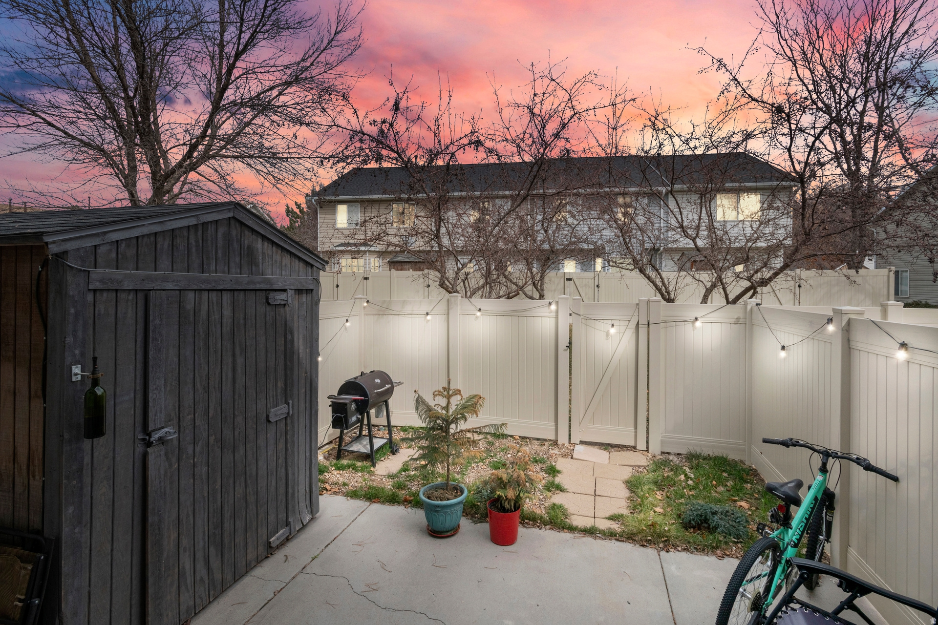 RIDGE - Residential