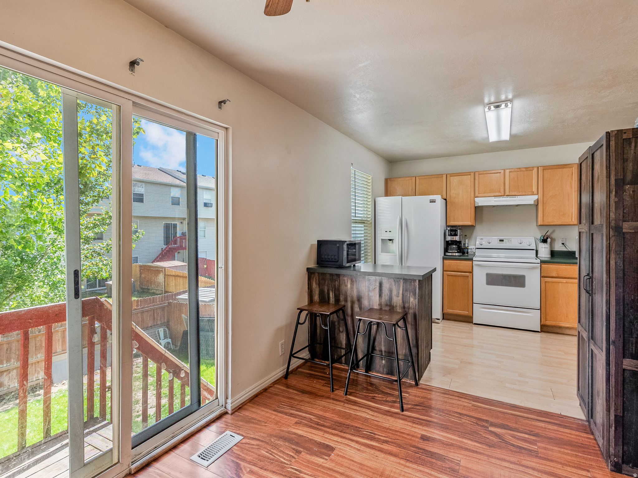 BALMORAL TOWNHOMES - Residential