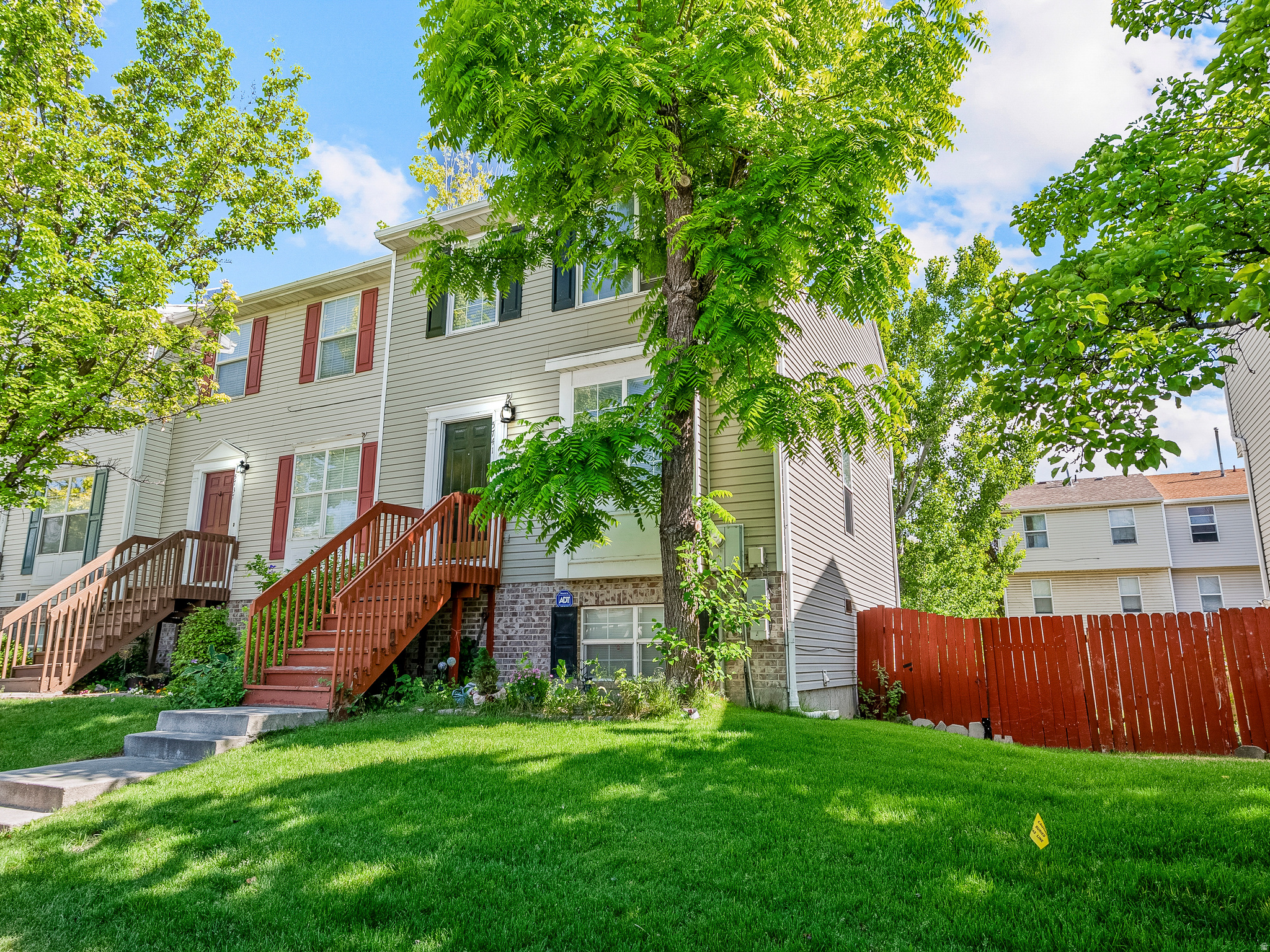 BALMORAL TOWNHOMES - Residential