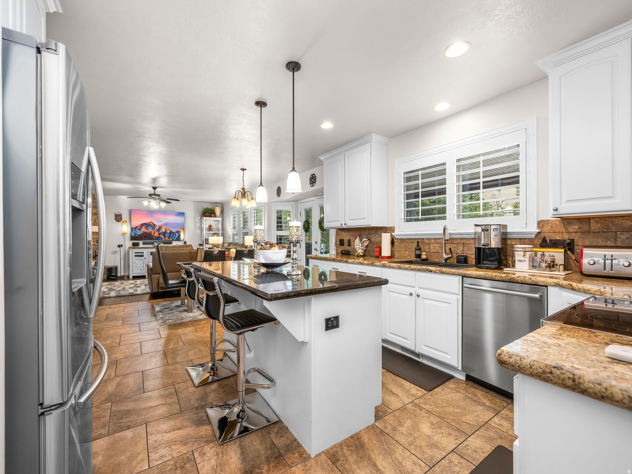 MEADOWS - Residential
