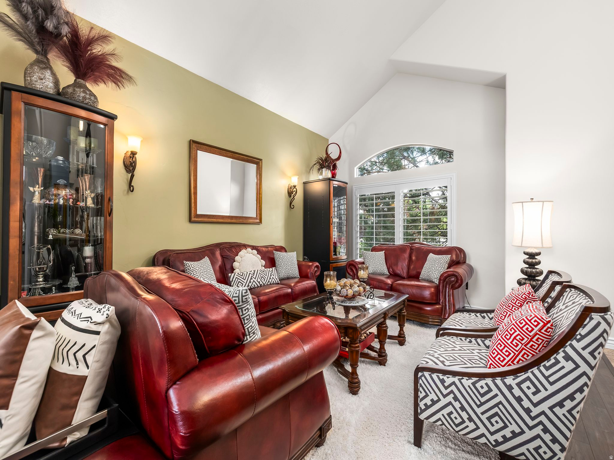 MEADOWS - Residential