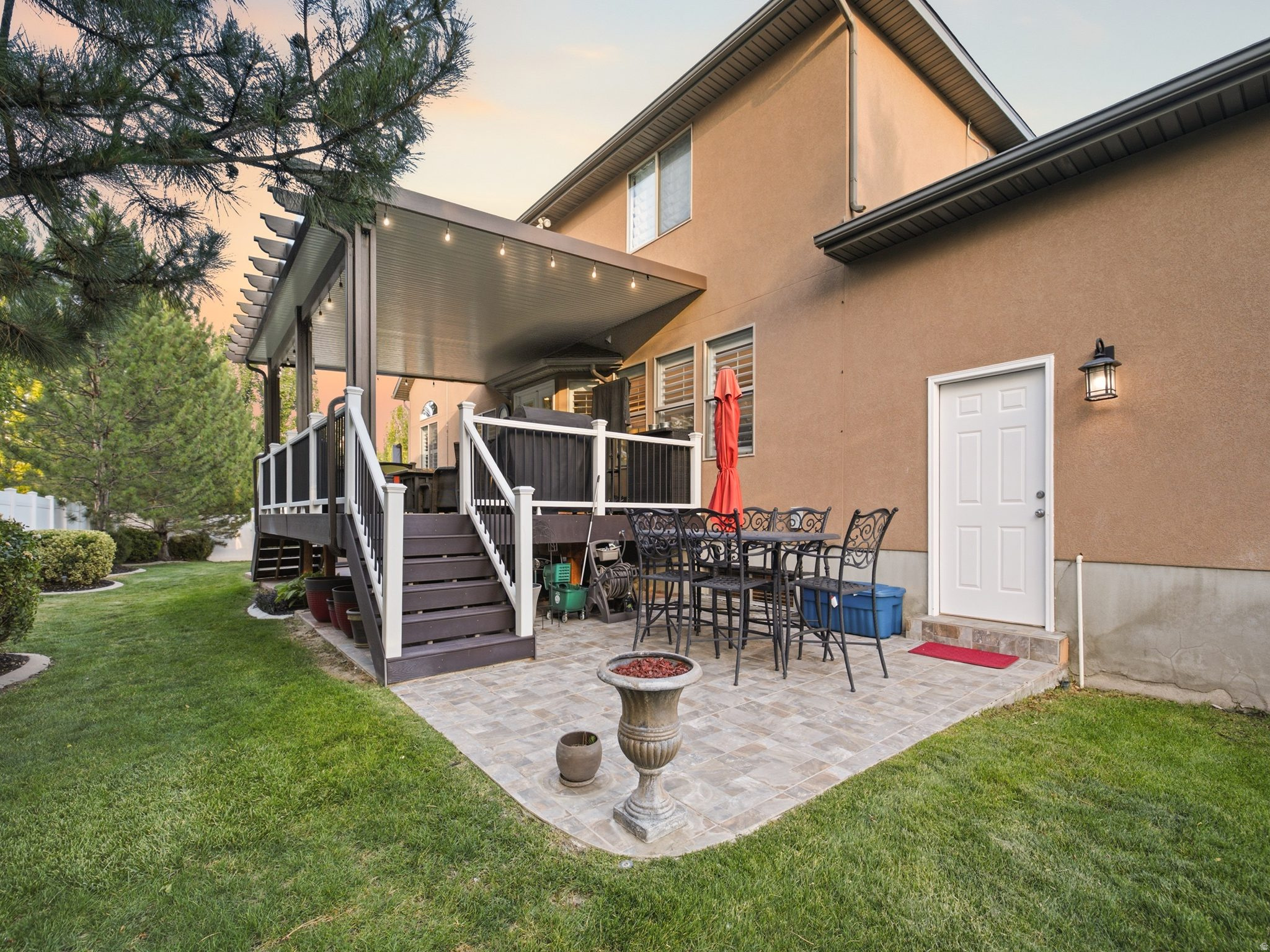 MEADOWS - Residential