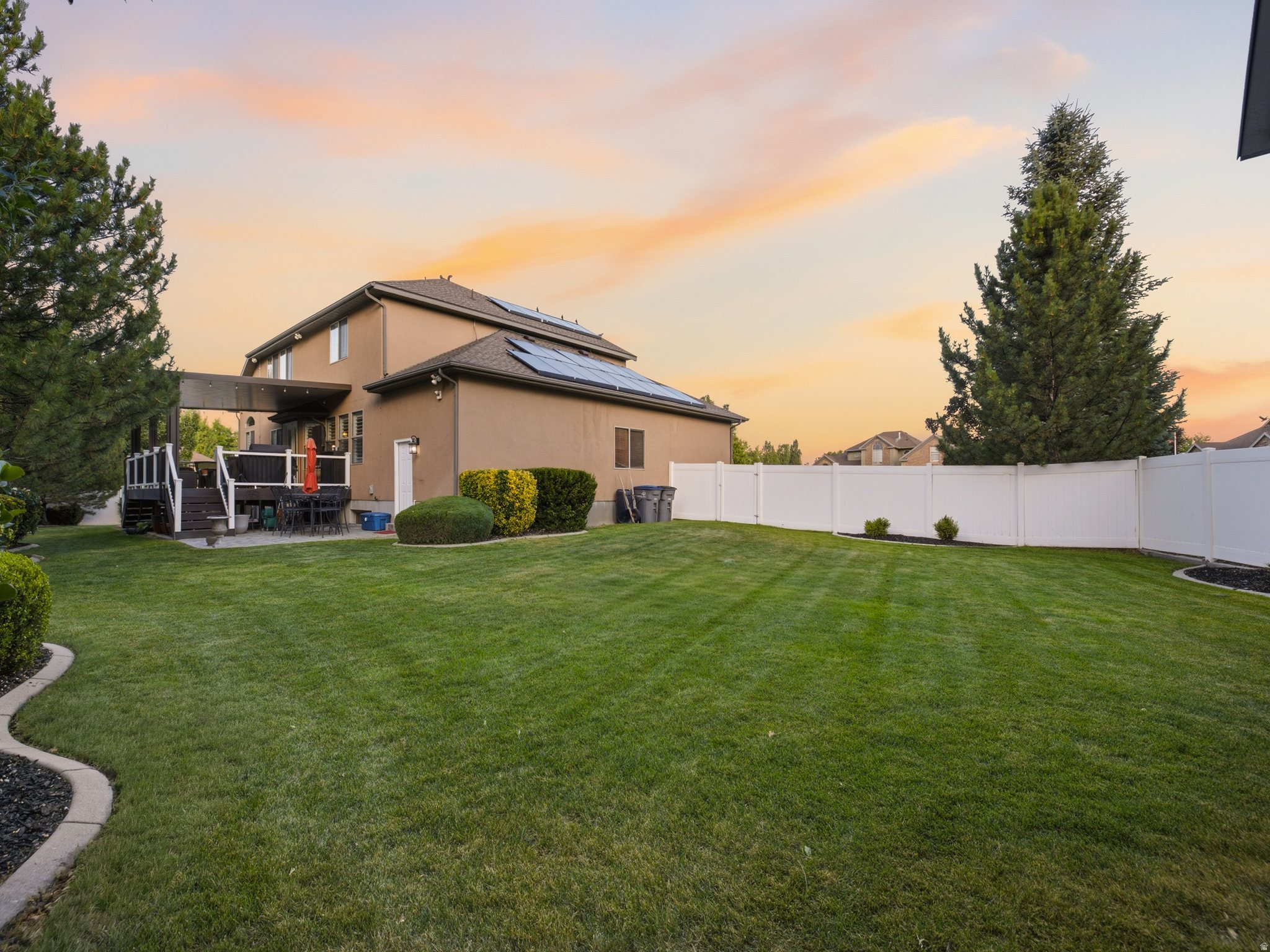 MEADOWS - Residential