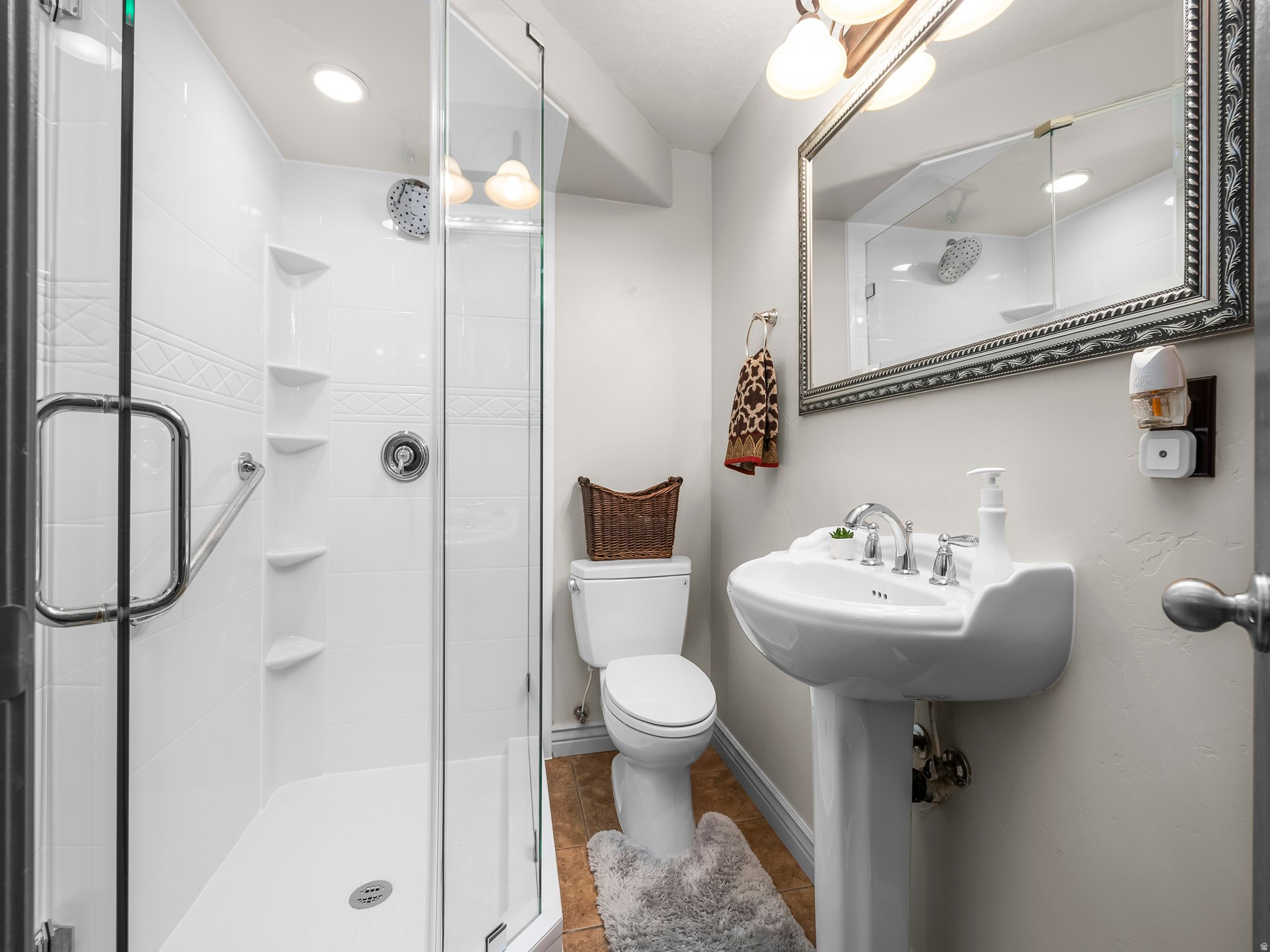 MEADOWS - Residential