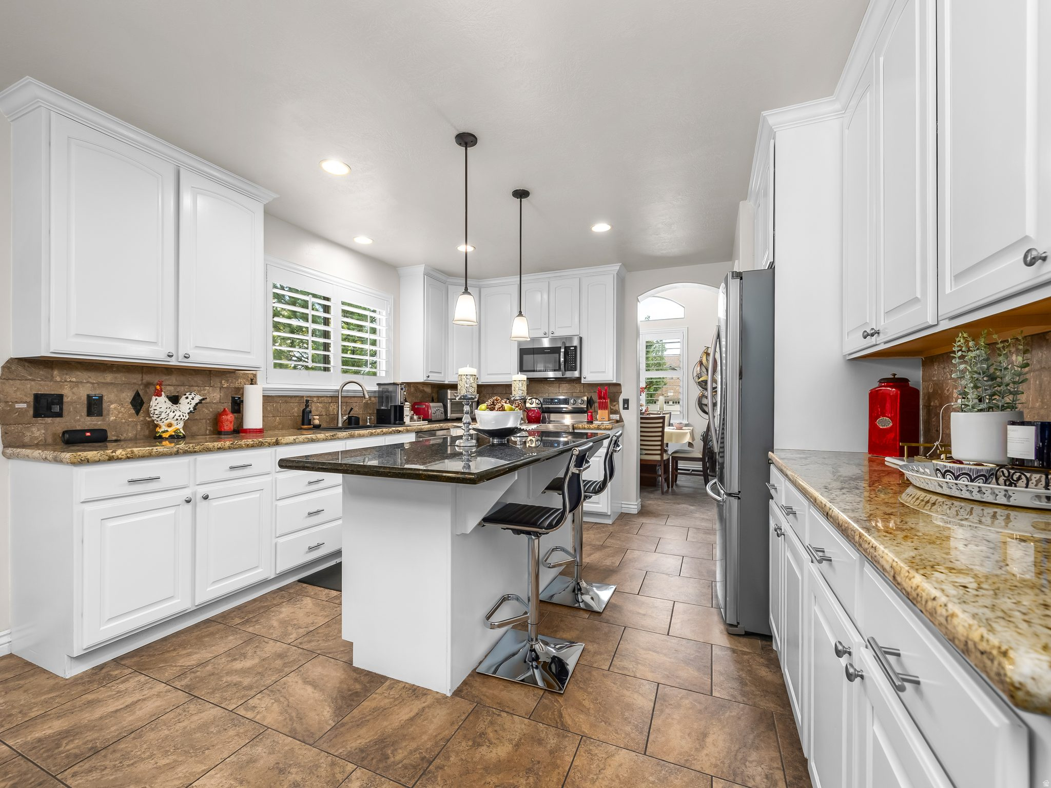 MEADOWS - Residential