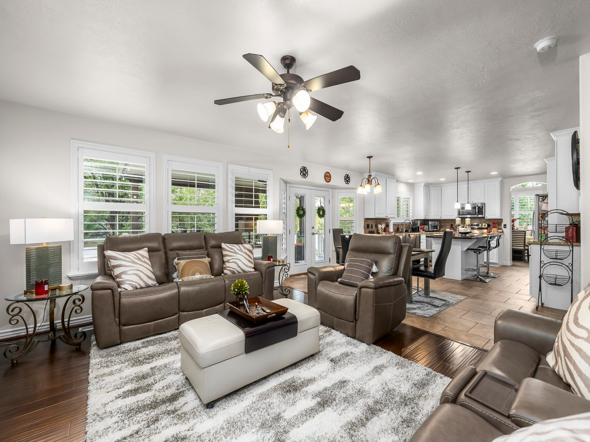 MEADOWS - Residential