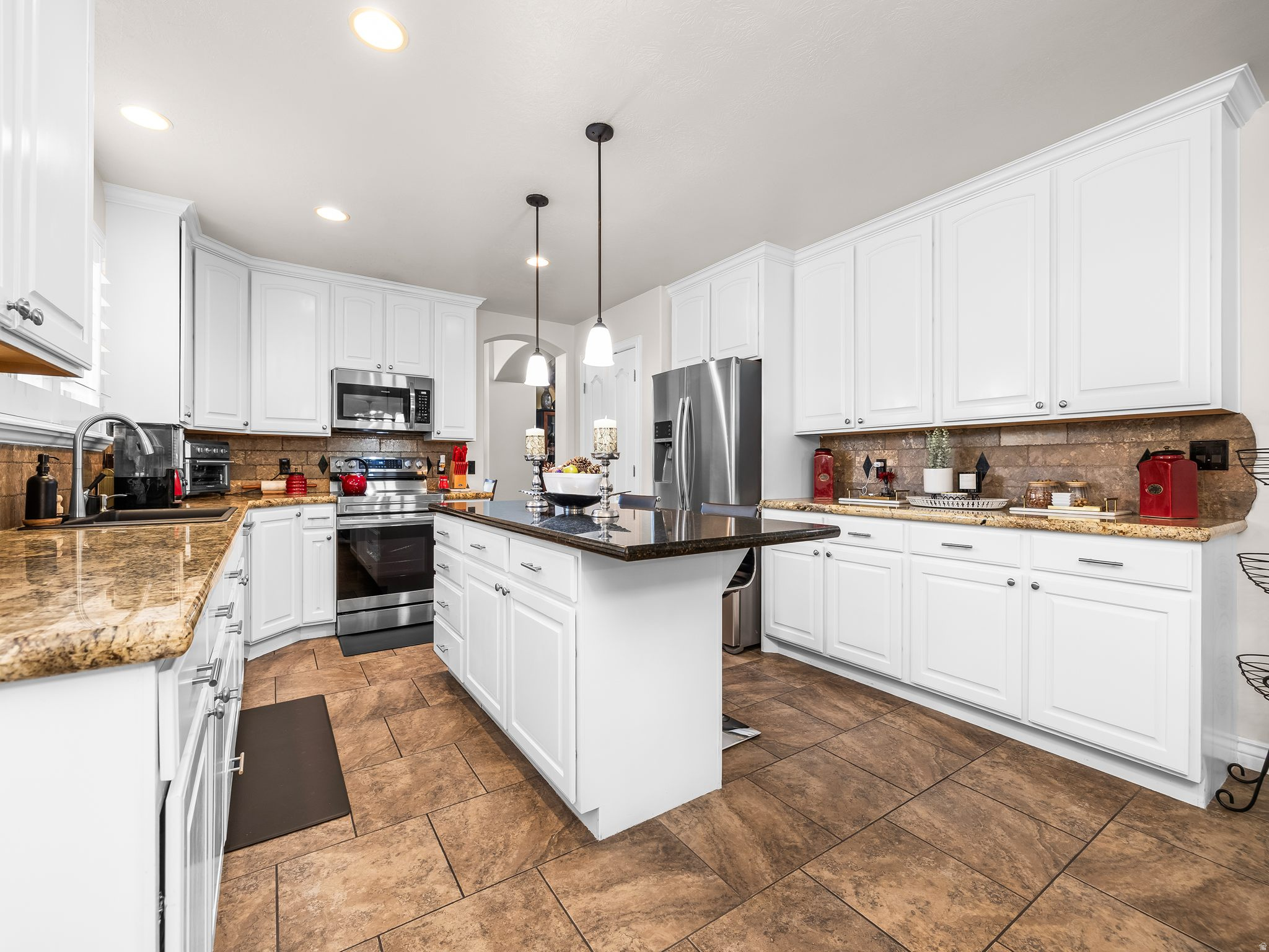 MEADOWS - Residential