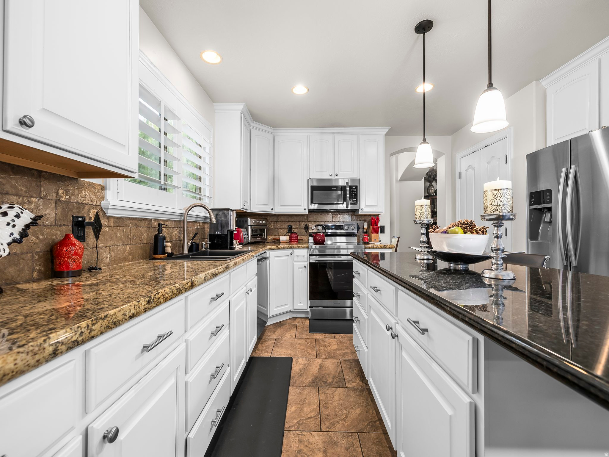 MEADOWS - Residential