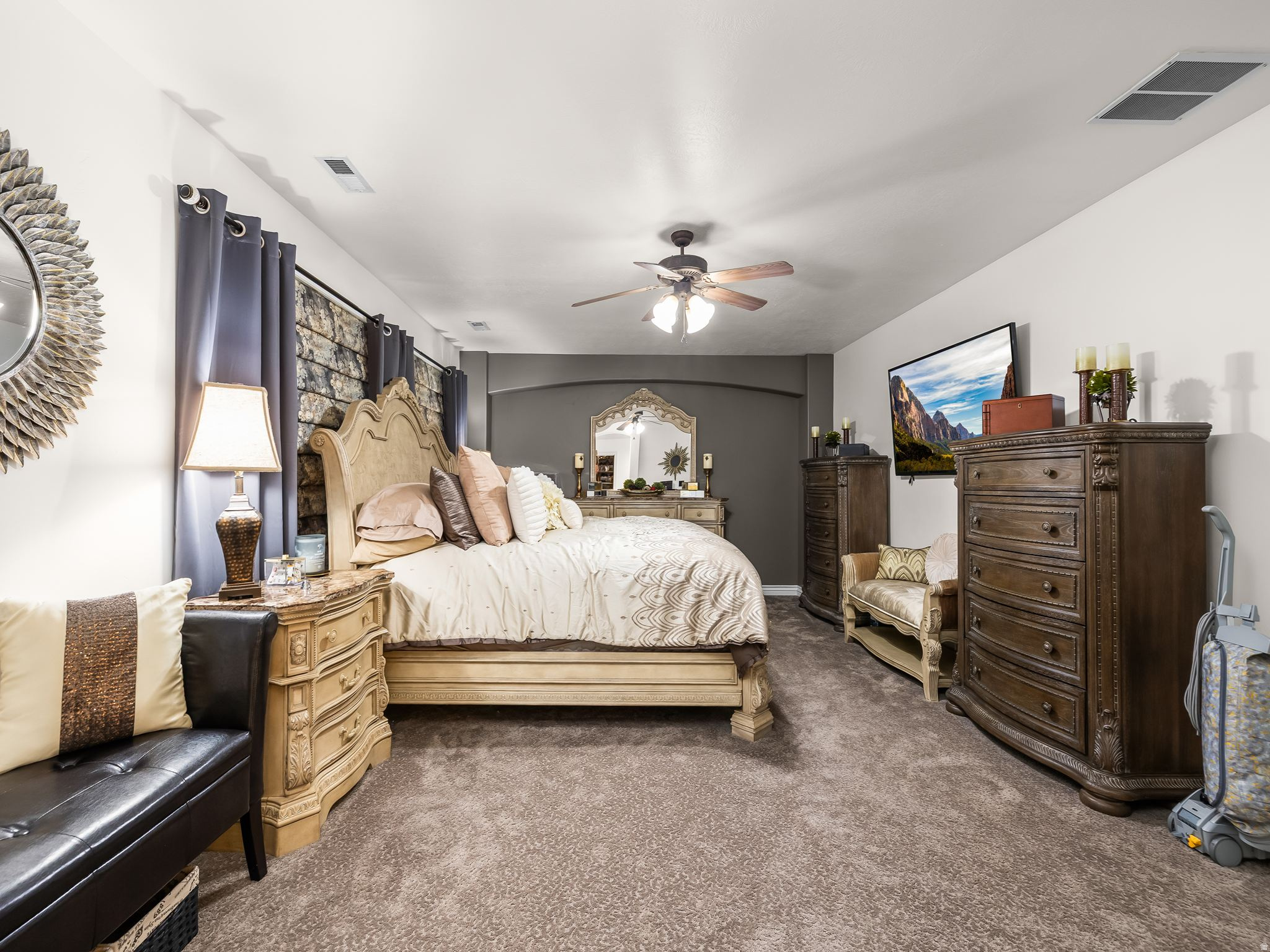 MEADOWS - Residential