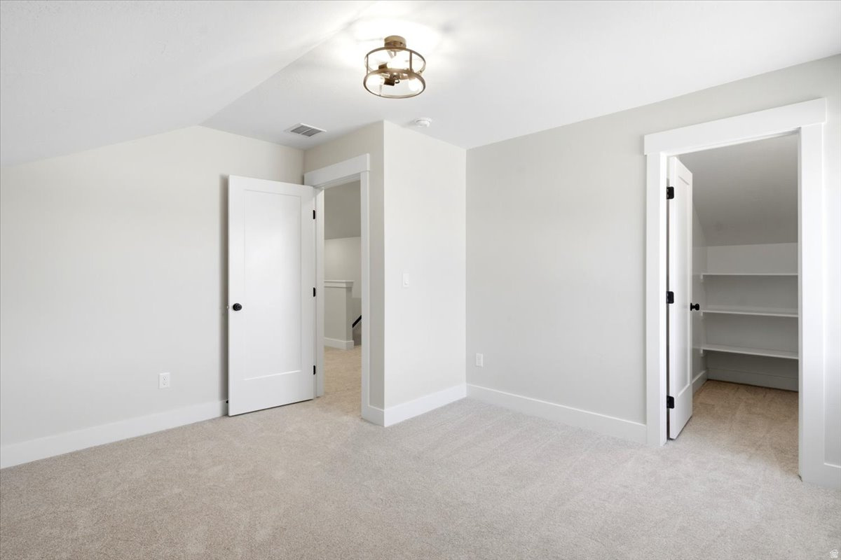 SPRING CREEK - Residential