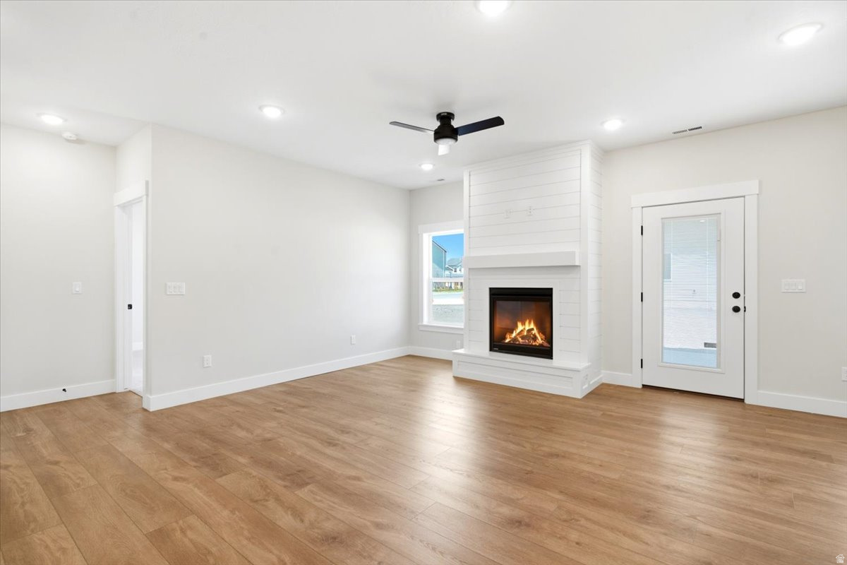 SPRING CREEK - Residential