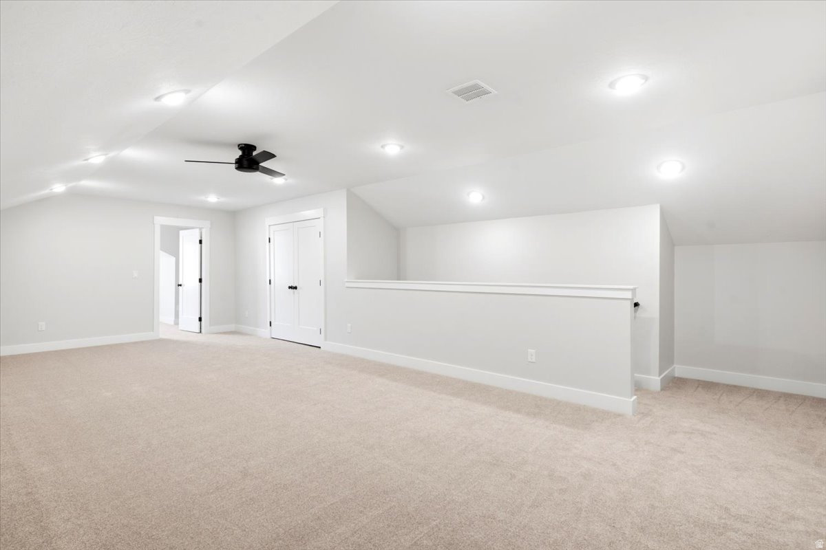 SPRING CREEK - Residential