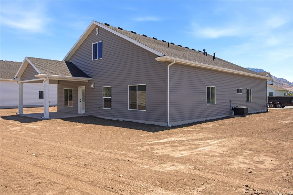 SPRING CREEK - Residential