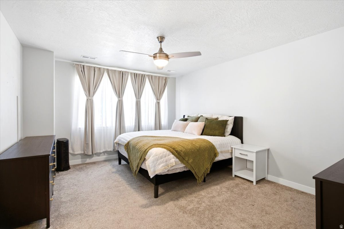 YULISA ESTATES - Residential