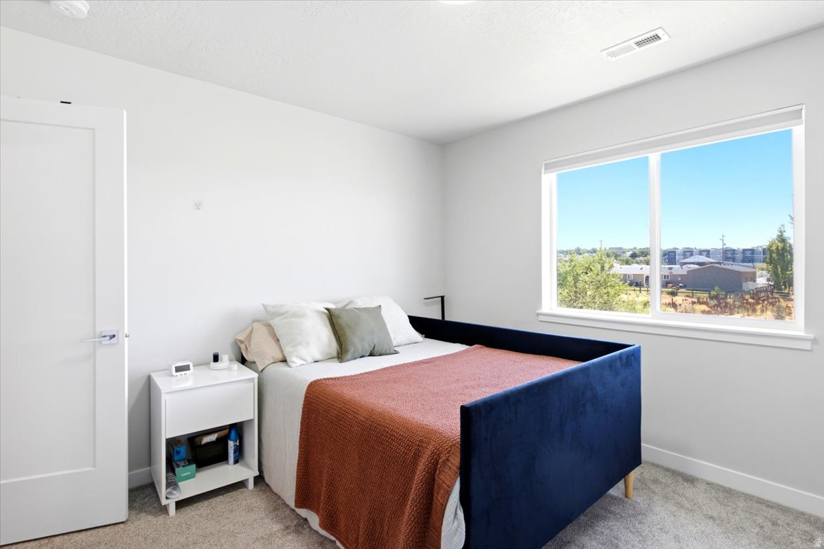 YULISA ESTATES - Residential