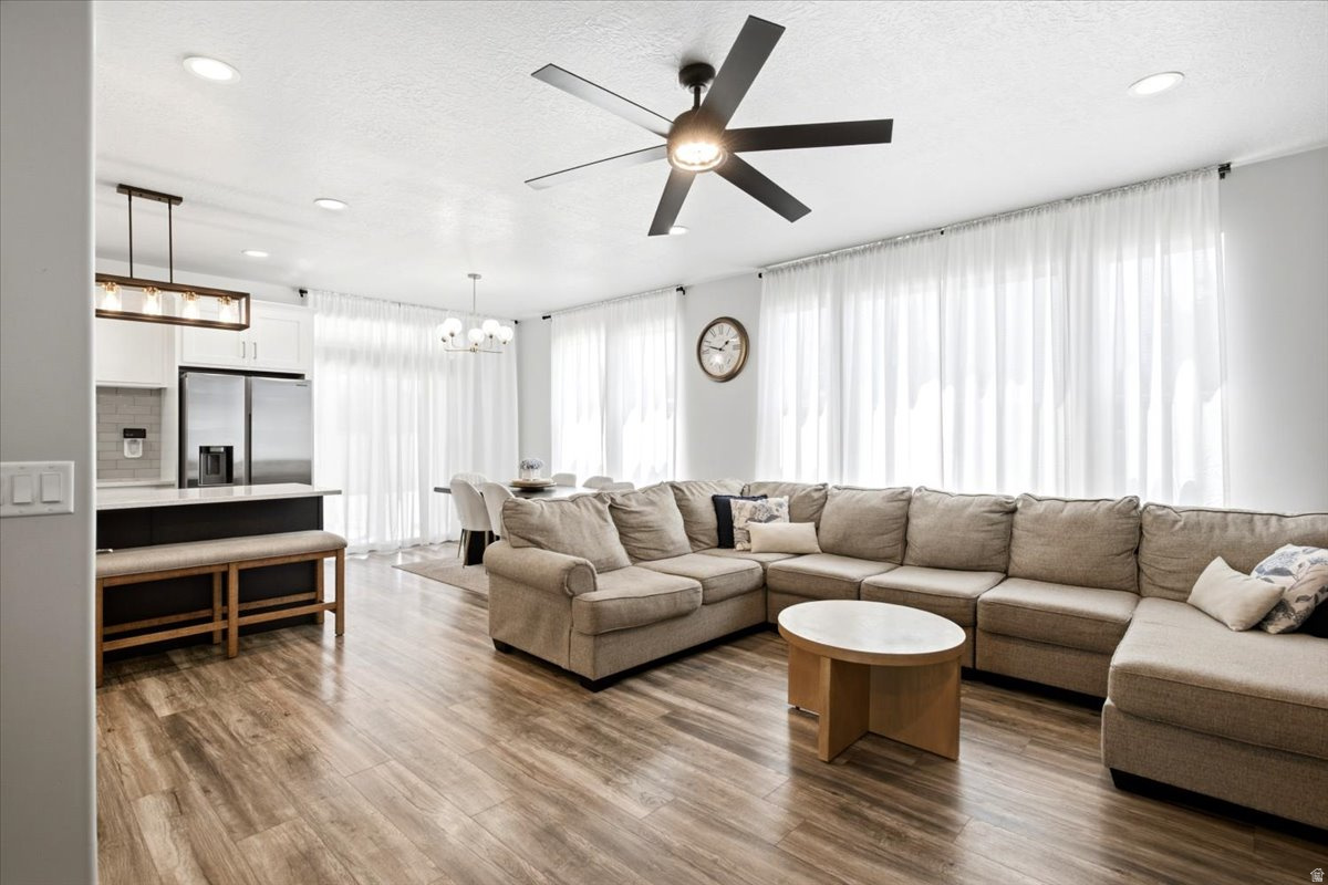 YULISA ESTATES - Residential