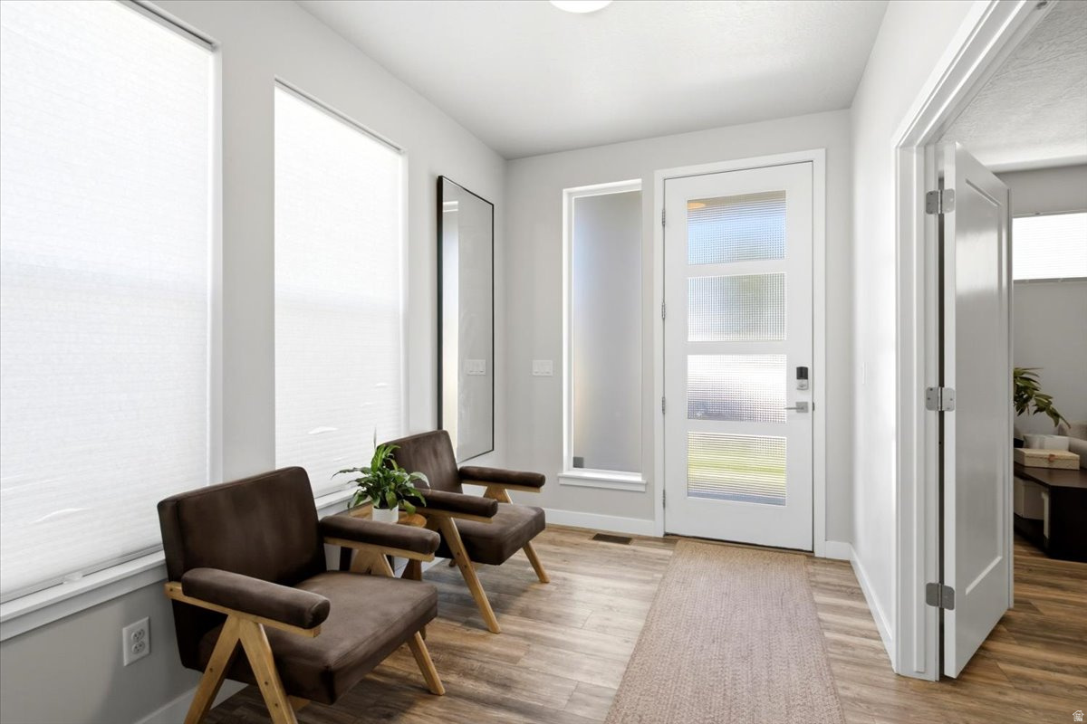 YULISA ESTATES - Residential
