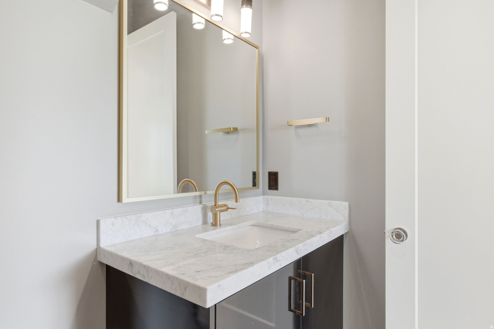REMUND FARMS - Residential