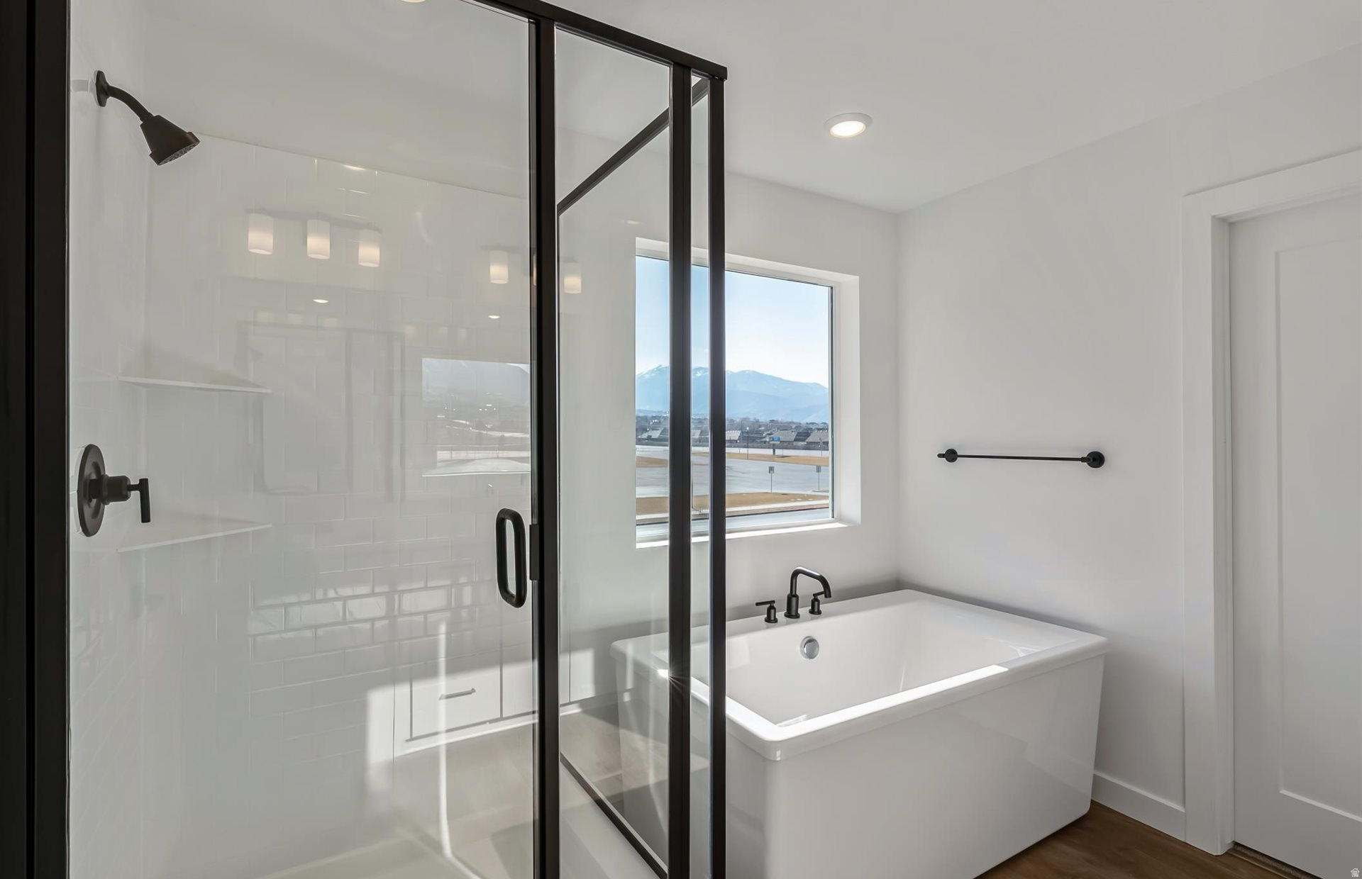 VALLEY VIEW - Residential
