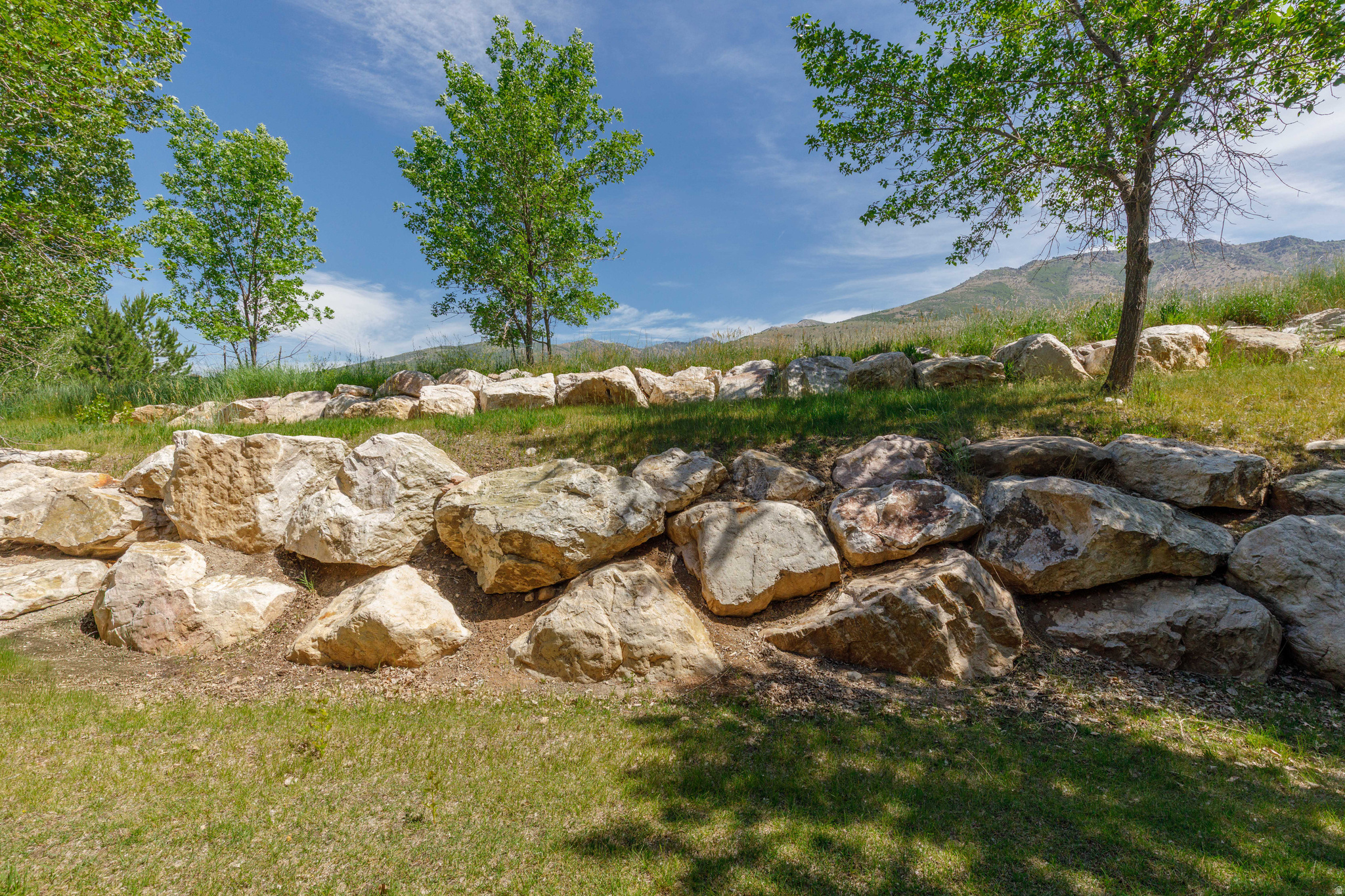 THE CASCADES - Residential