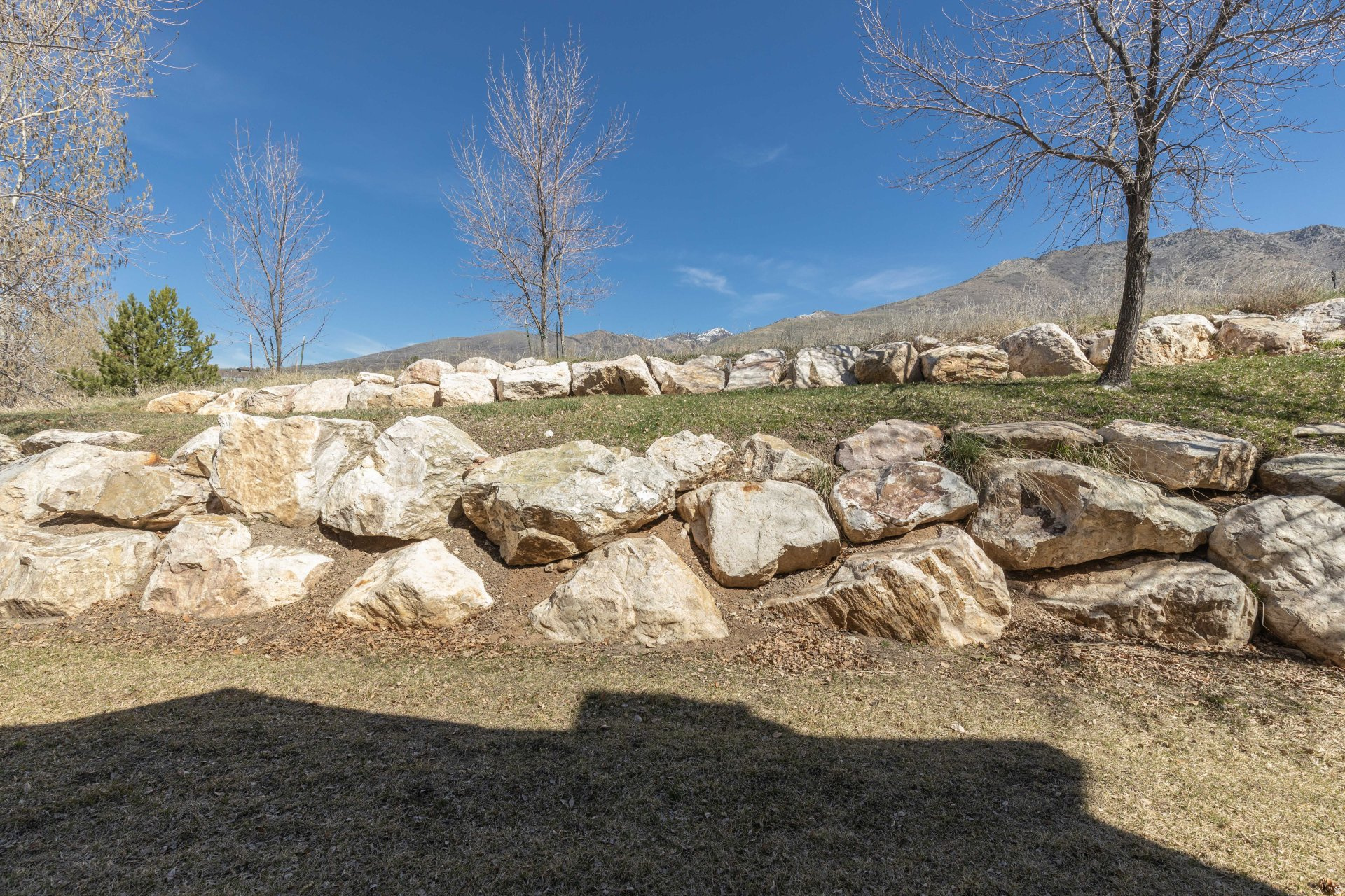 THE CASCADES - Residential