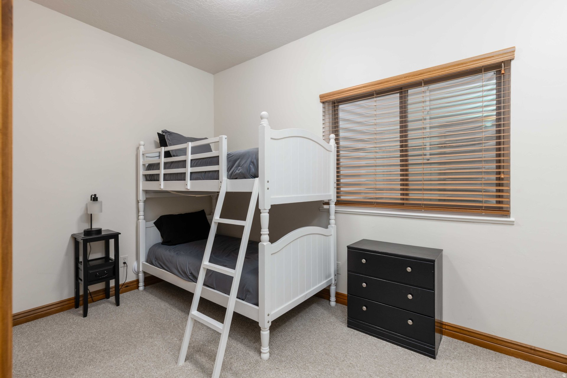 THE CASCADES - Residential