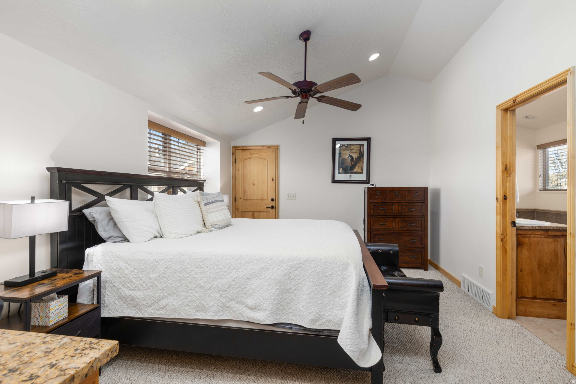 THE CASCADES - Residential