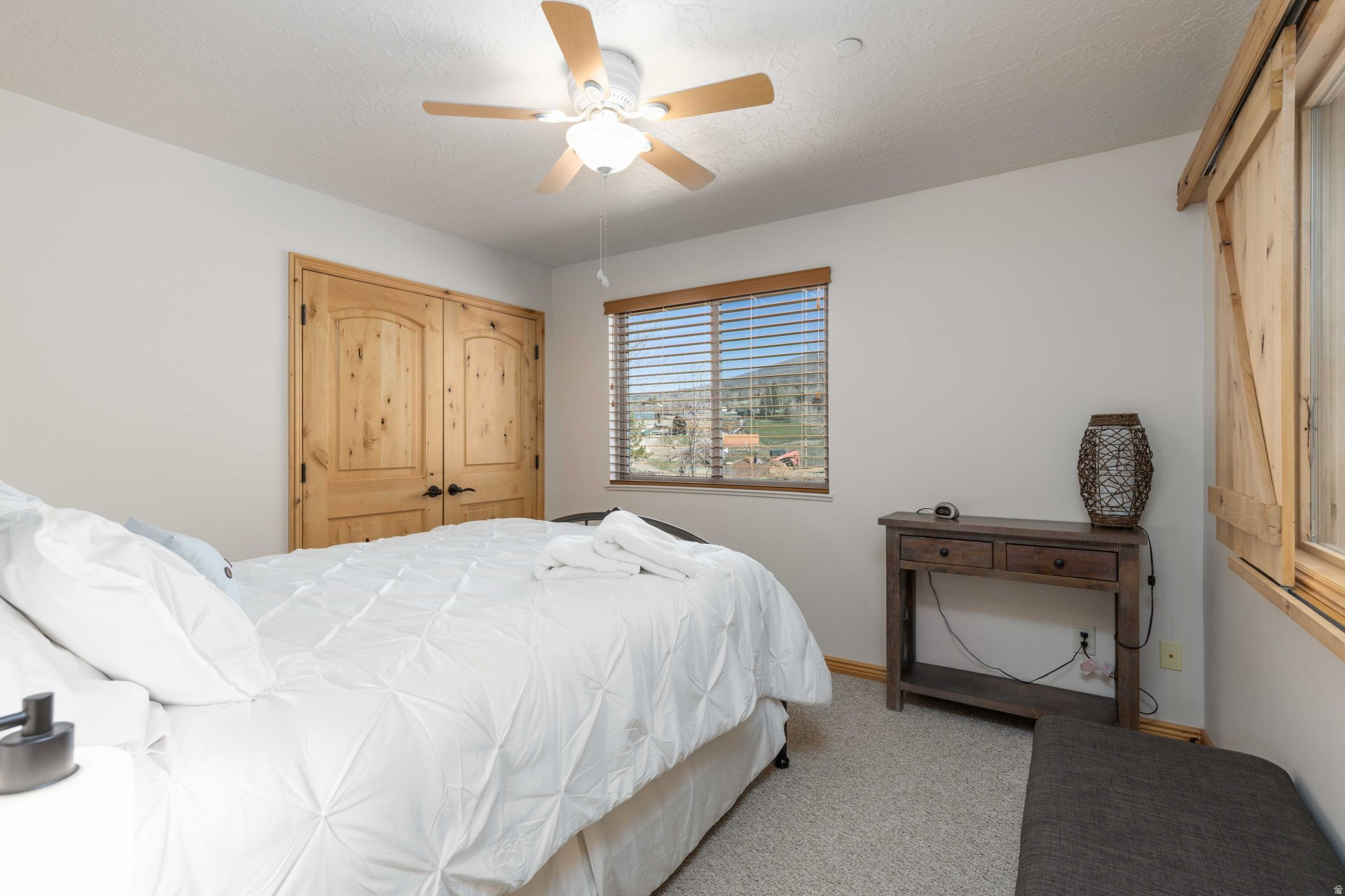 THE CASCADES - Residential