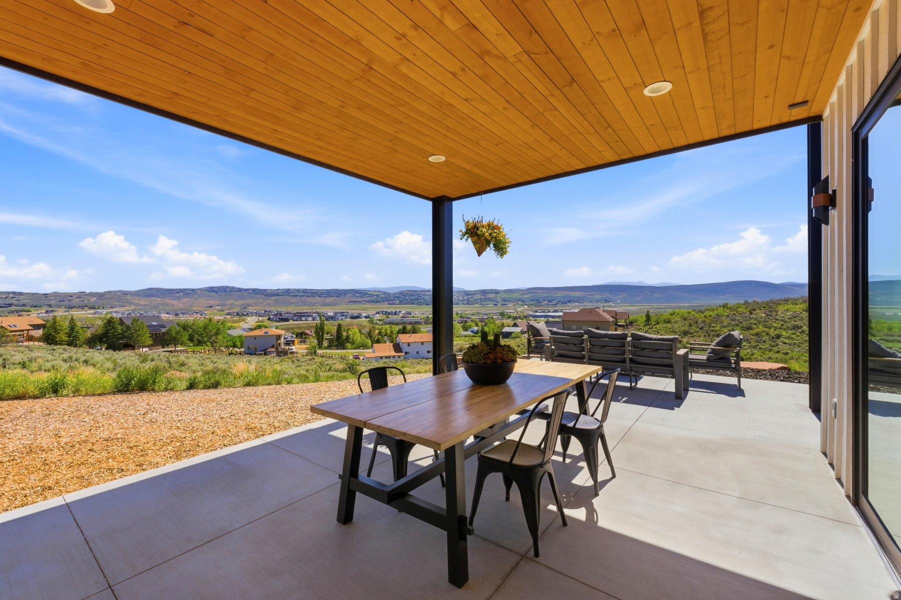HIGHLAND ESTATES SUBDIVISION - Residential