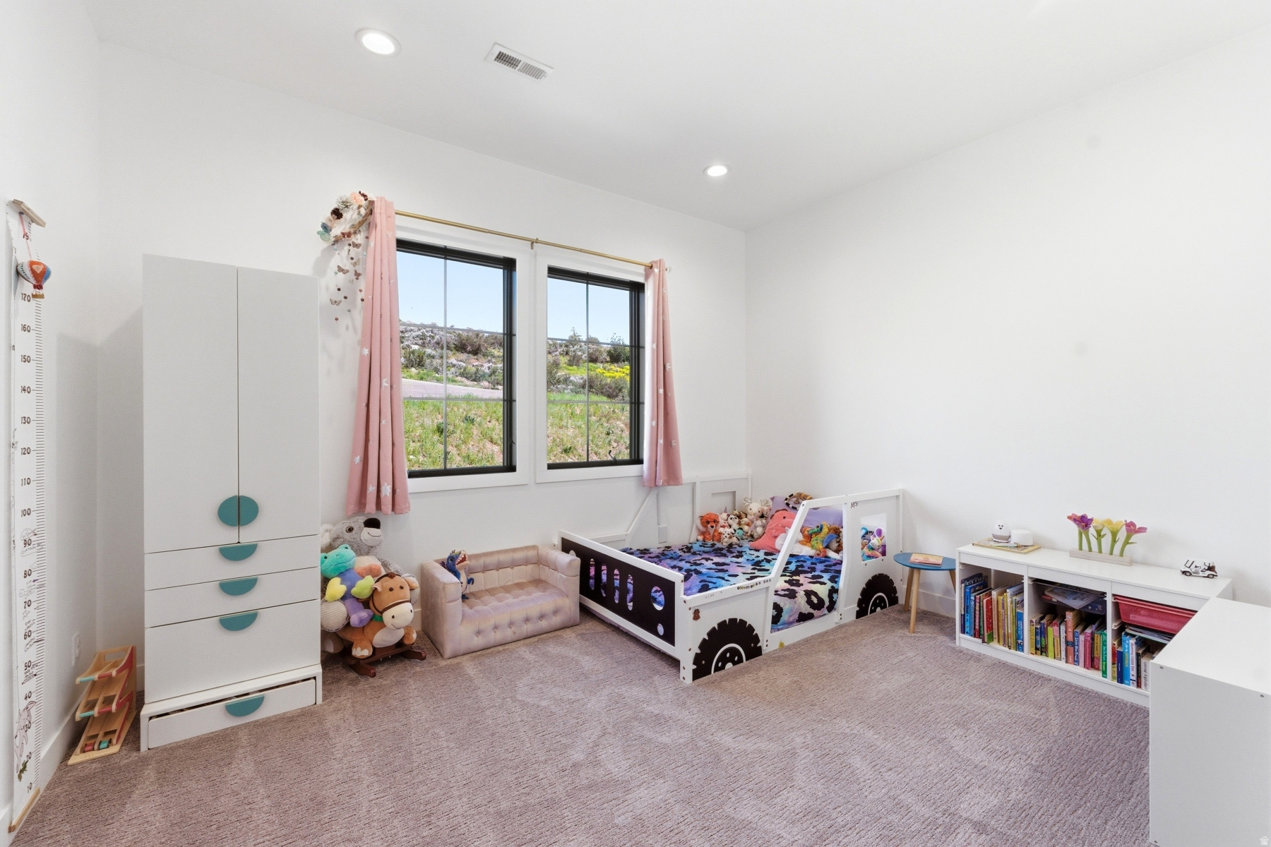 HIGHLAND ESTATES SUBDIVISION - Residential