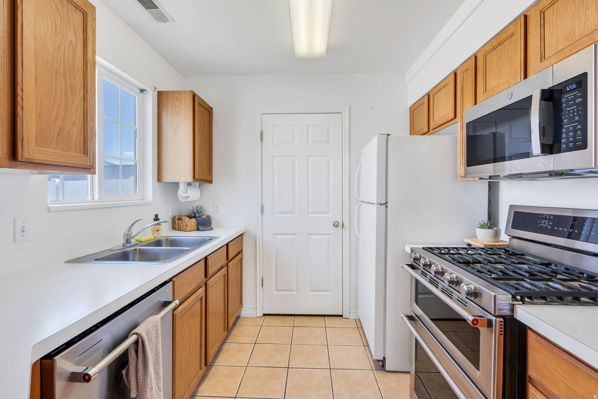SUNSET PARK - Residential
