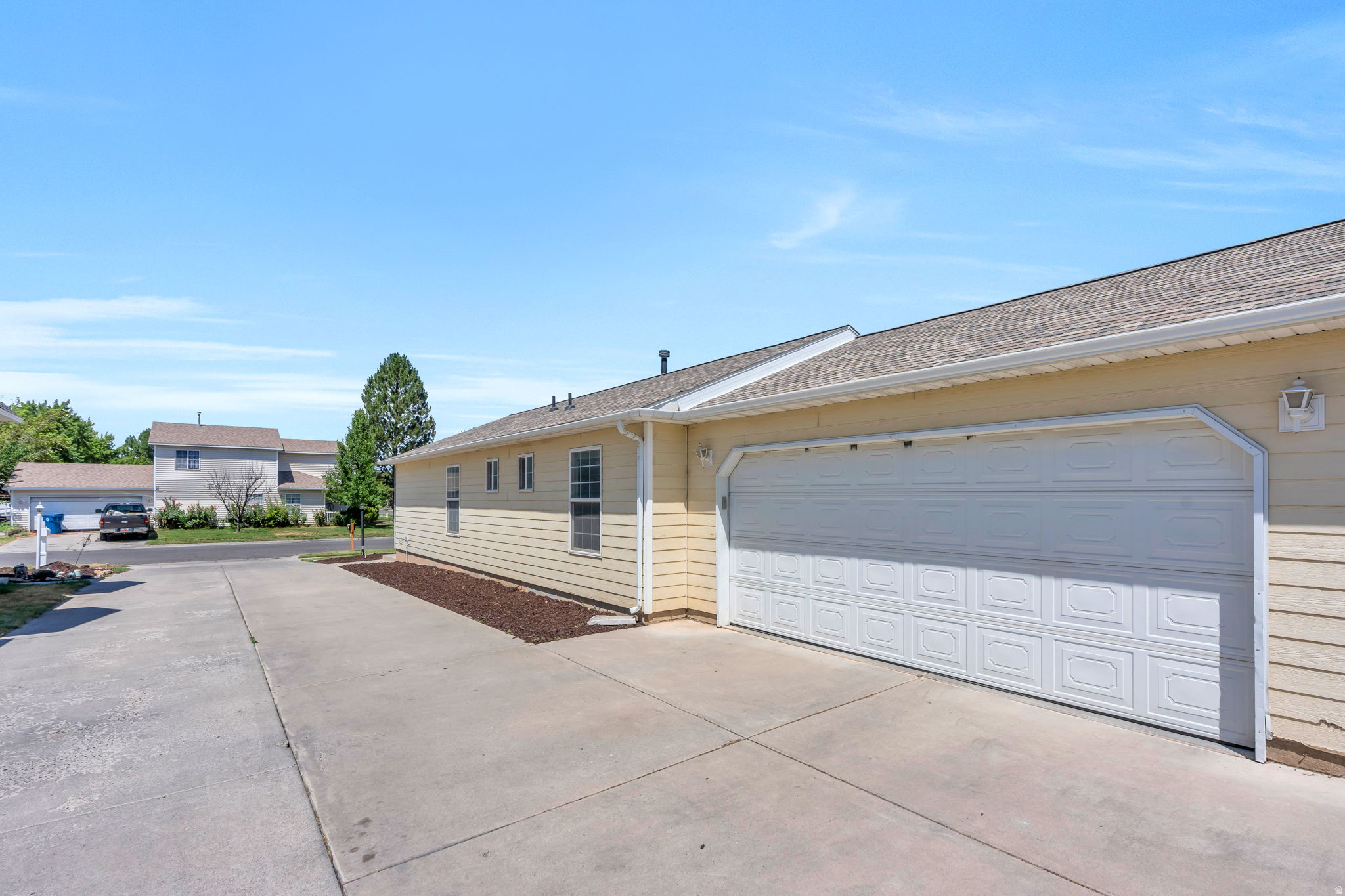 SUNSET PARK - Residential