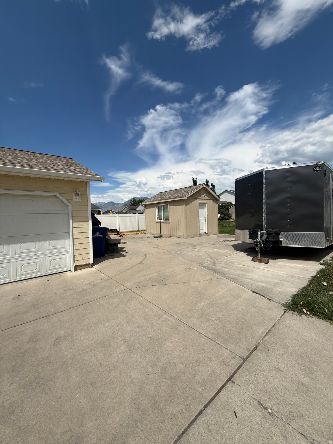 SUNSET PARK - Residential