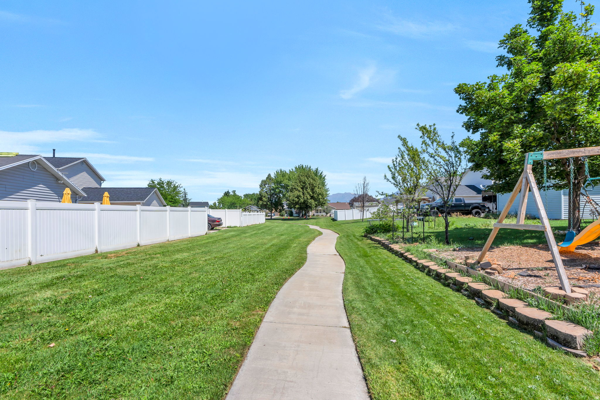 SUNSET PARK - Residential