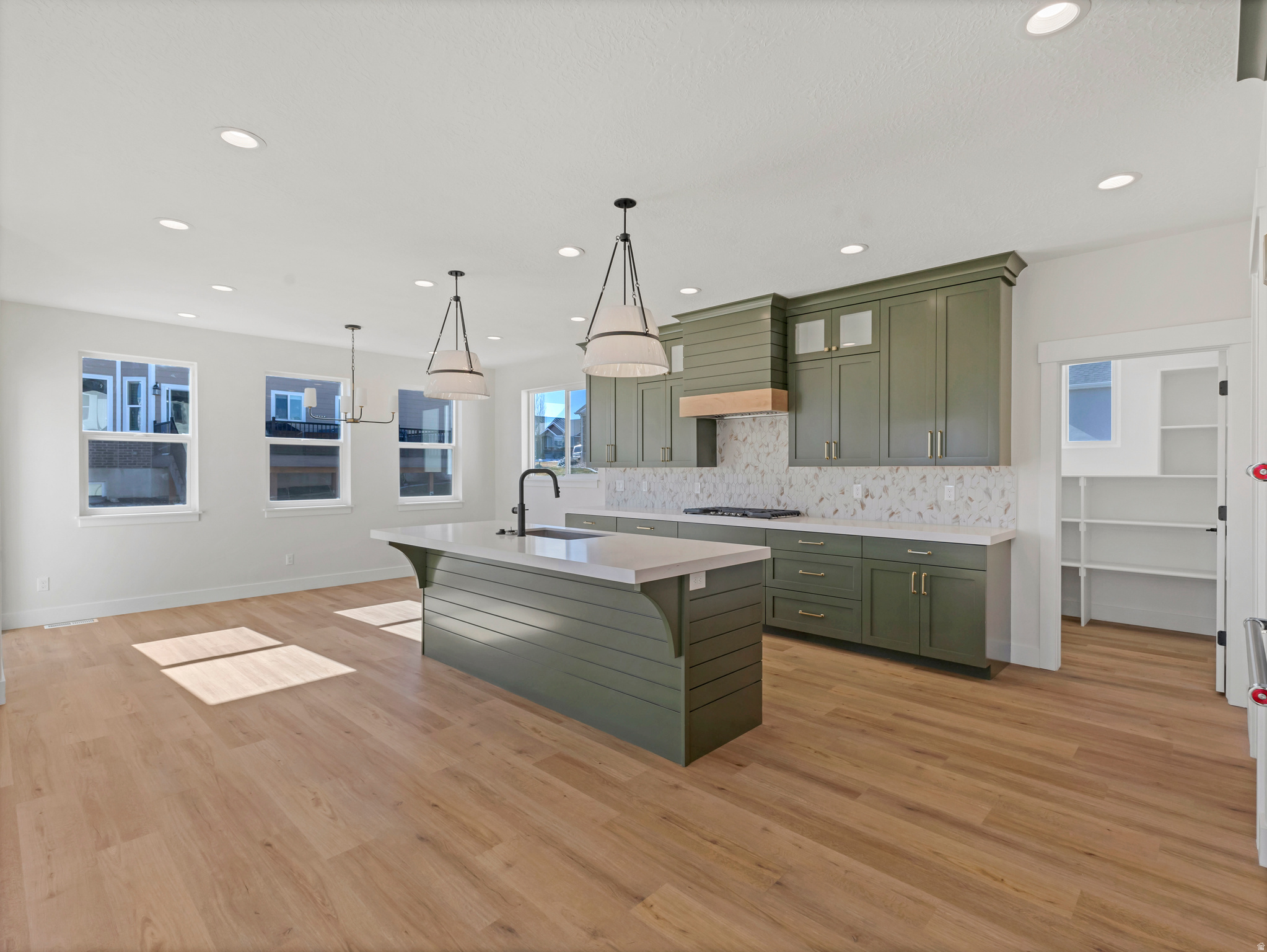 CATALINA BAY - Residential