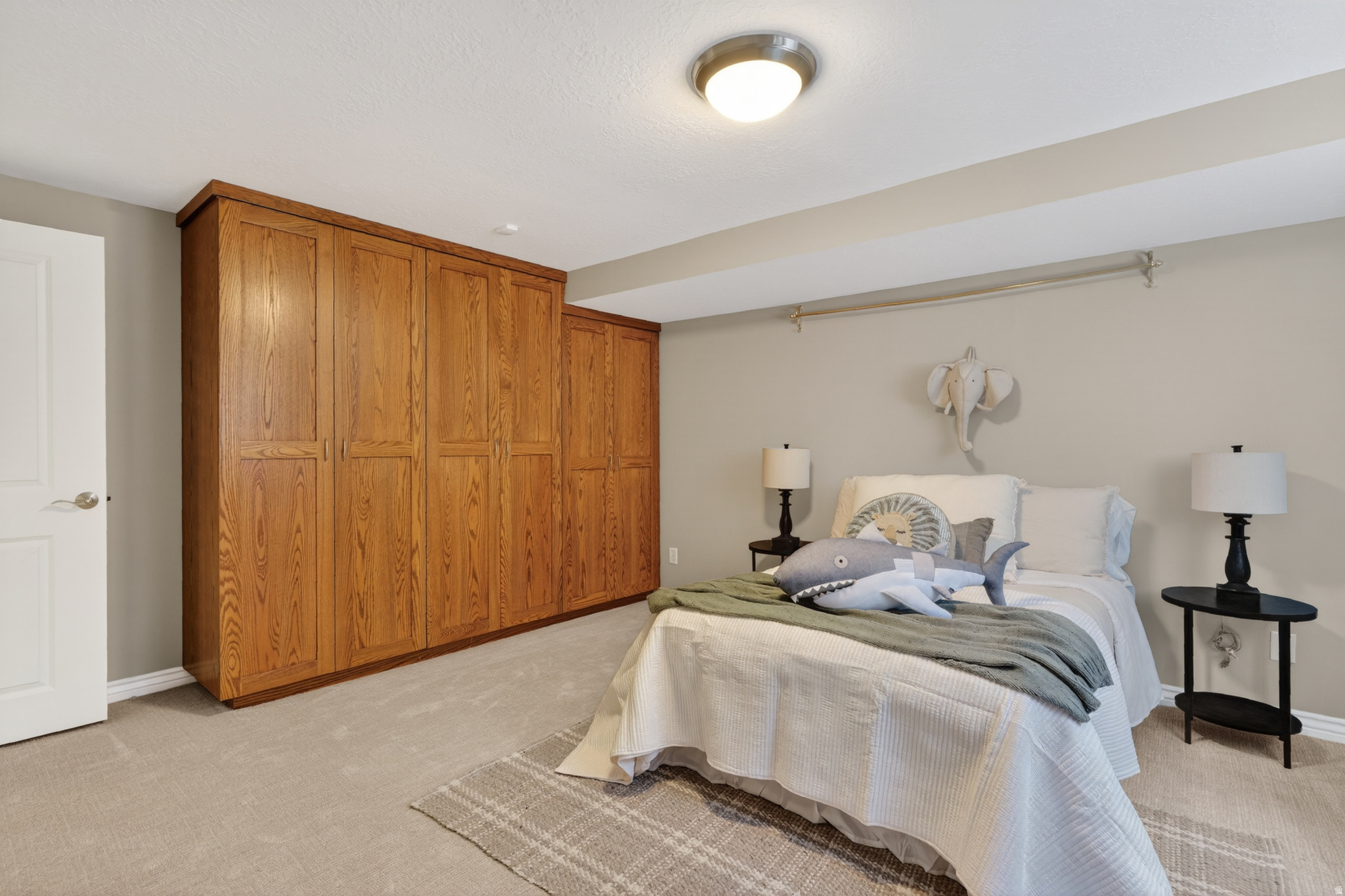 MOUNT OLYMPUS CONDOMINIUMS - Residential