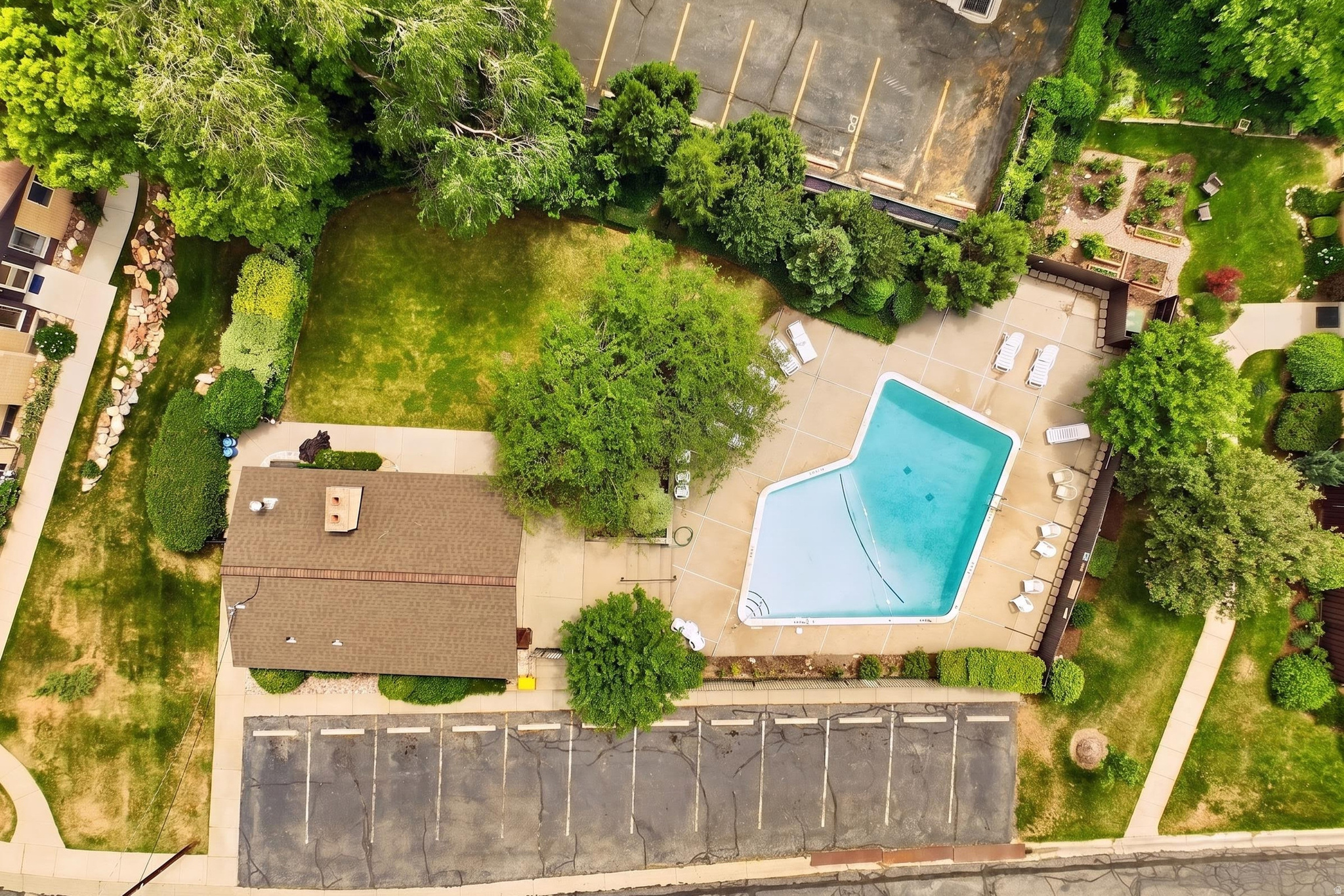 MOUNT OLYMPUS CONDOMINIUMS - Residential
