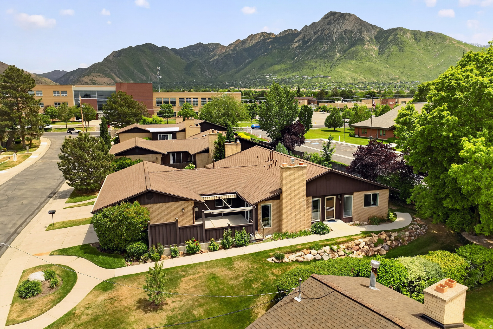 MOUNT OLYMPUS CONDOMINIUMS - Residential