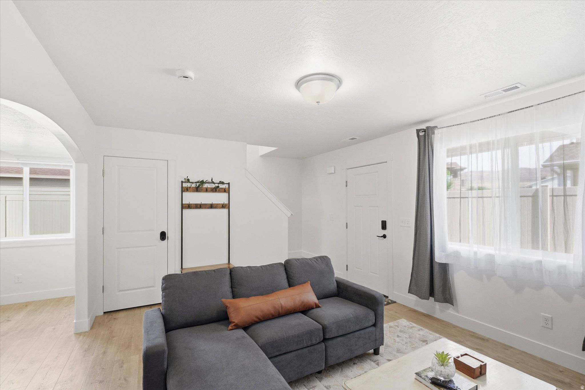RIVER VALLEY - Residential