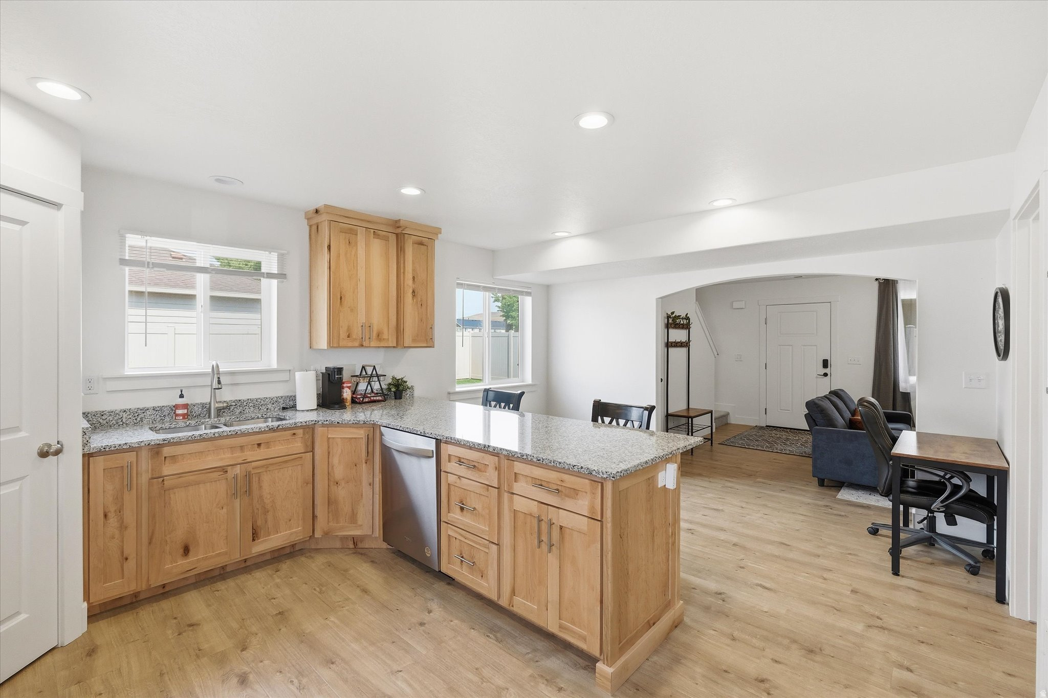 RIVER VALLEY - Residential