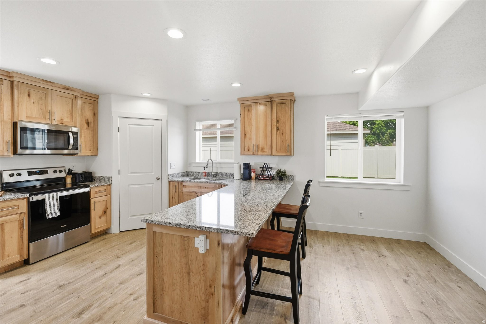 RIVER VALLEY - Residential