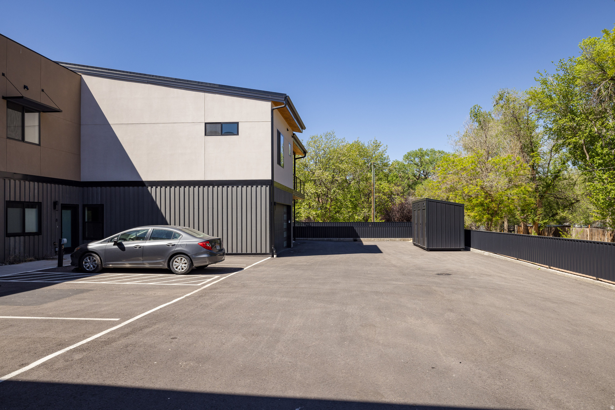 COTTONWOOD CONDOS - Residential