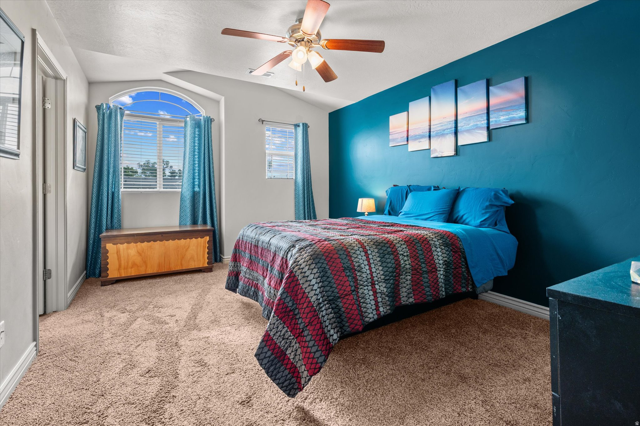 CAMELOT COVE - Residential