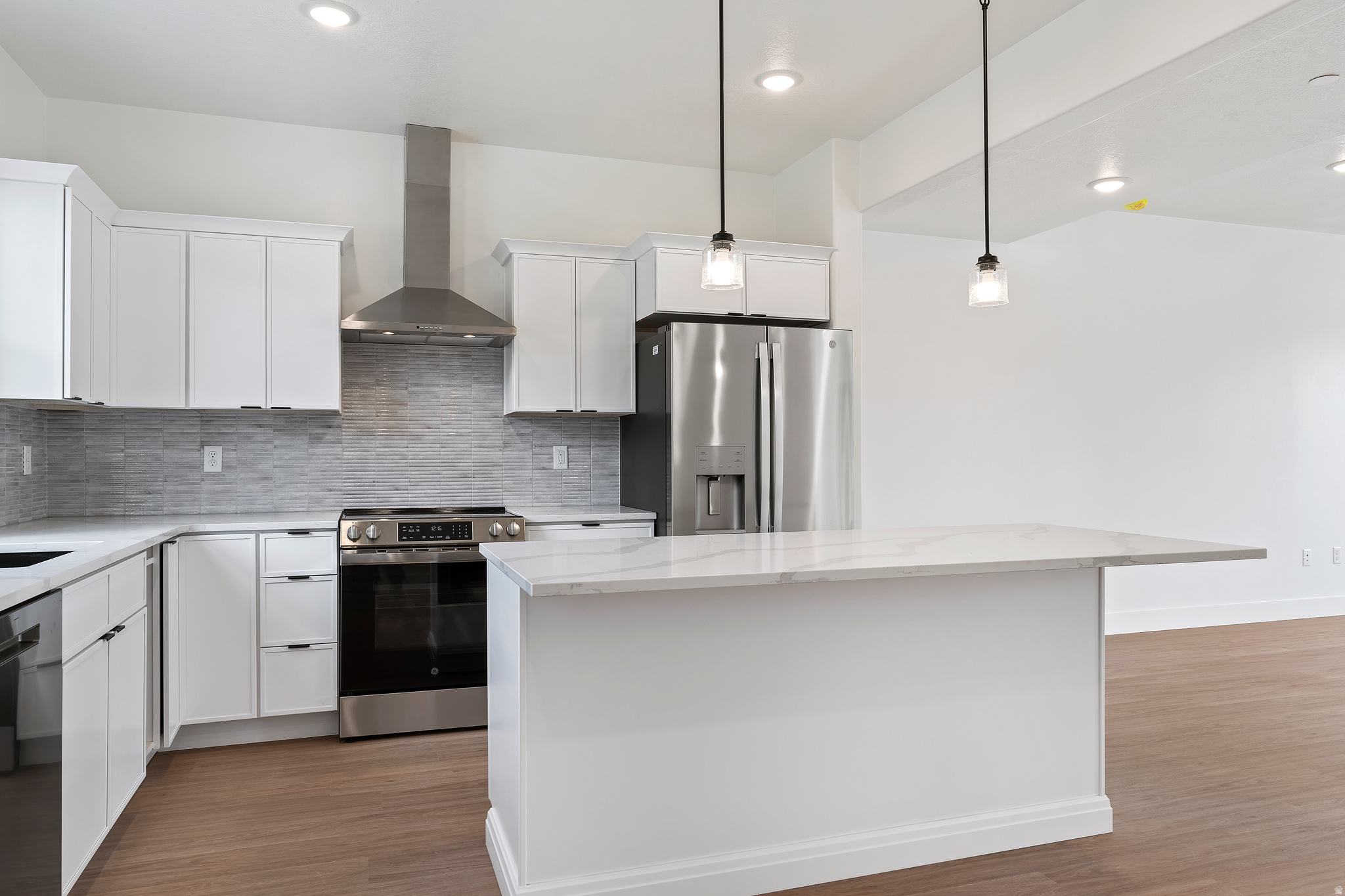PEAKS TOWNHOMES - Residential