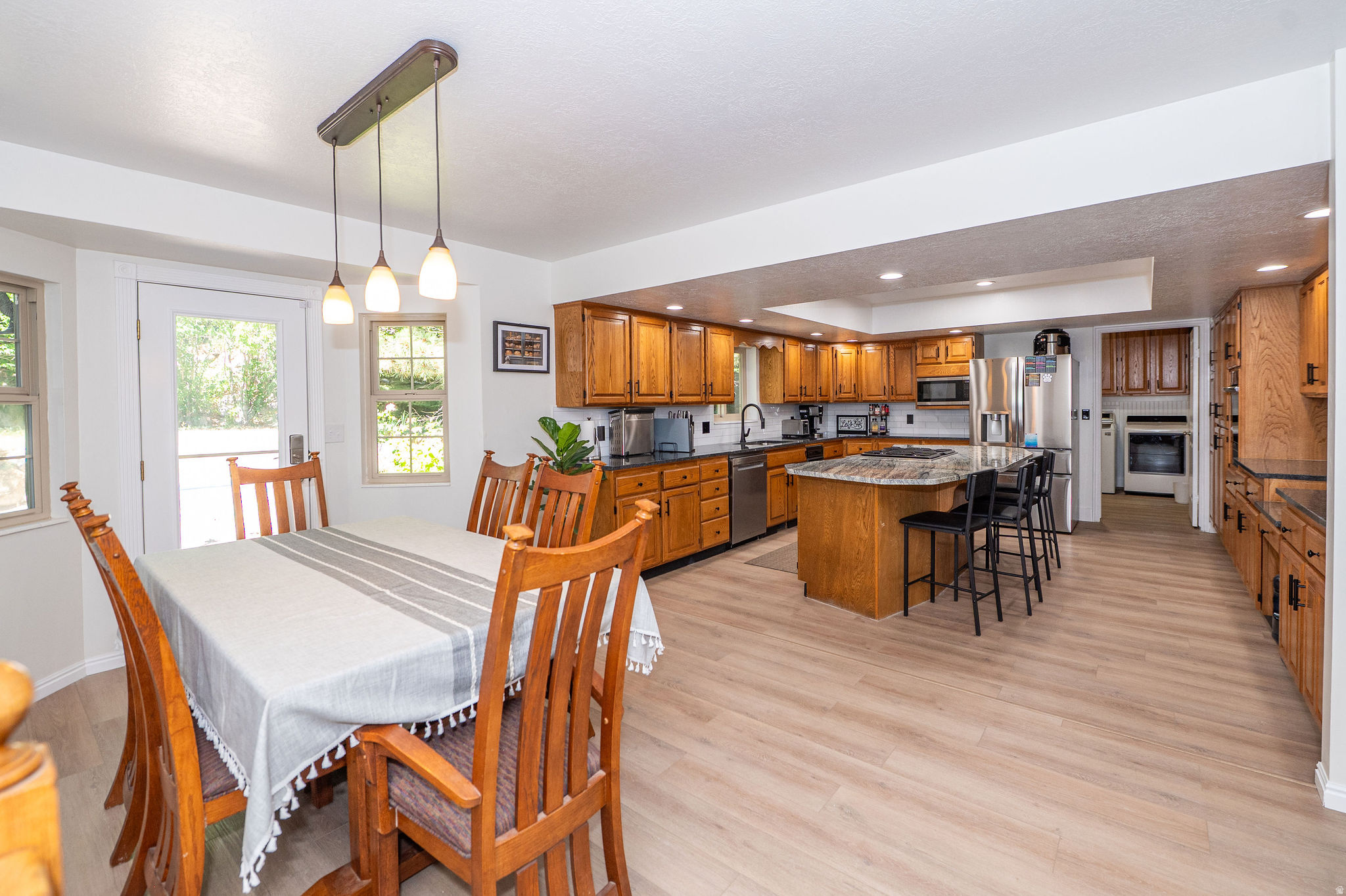 LAKEVIEW HEIGHTS - Residential