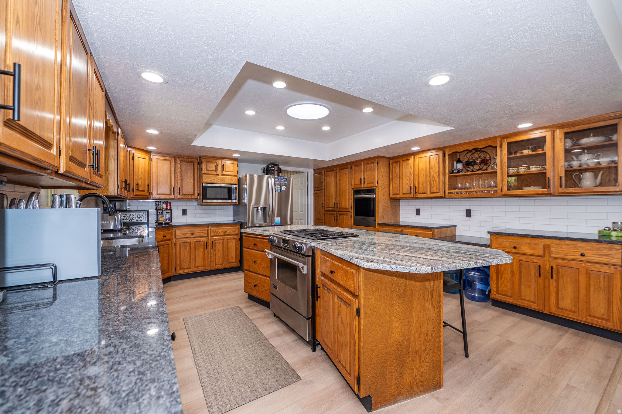 LAKEVIEW HEIGHTS - Residential