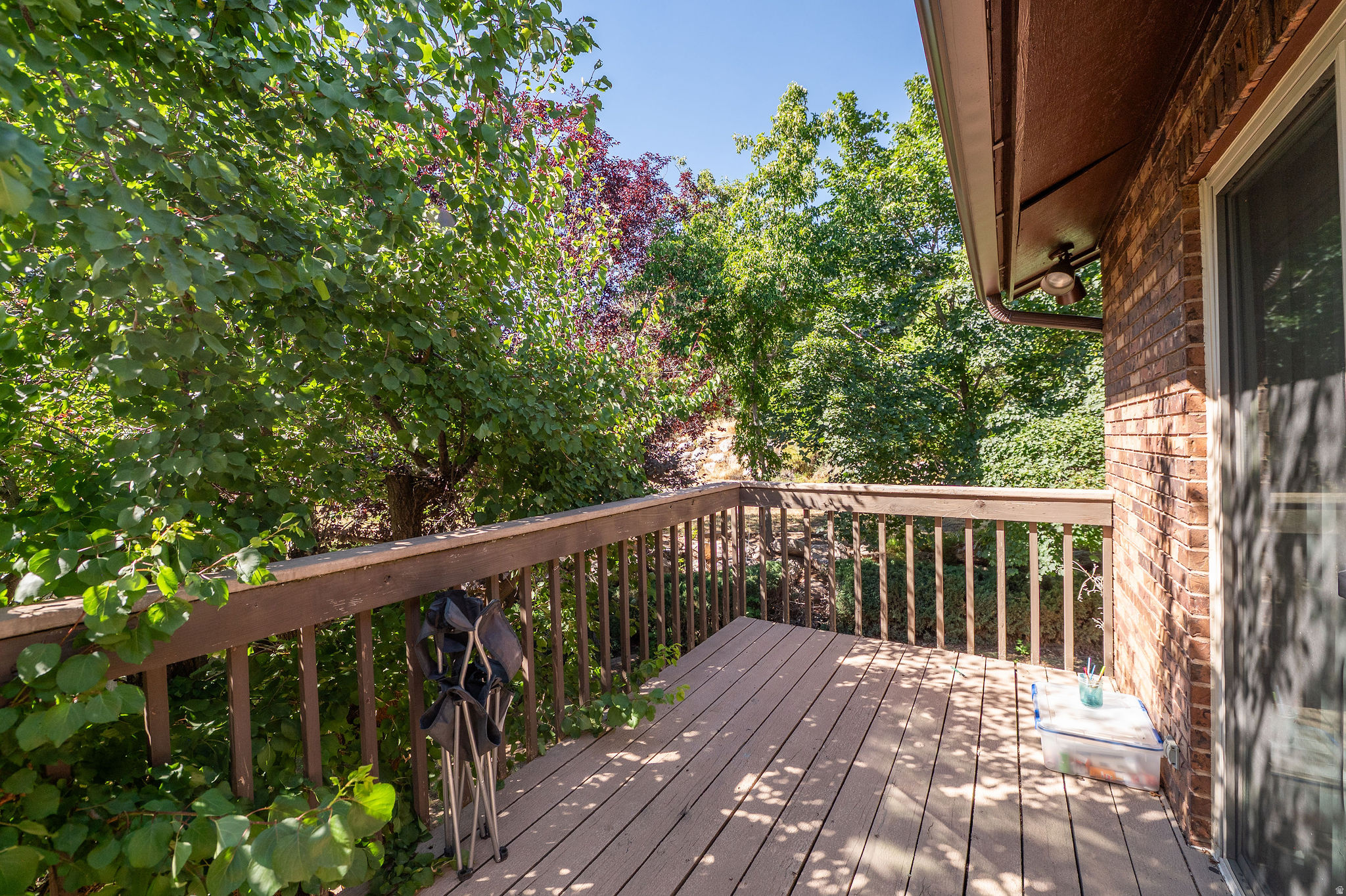 LAKEVIEW HEIGHTS - Residential