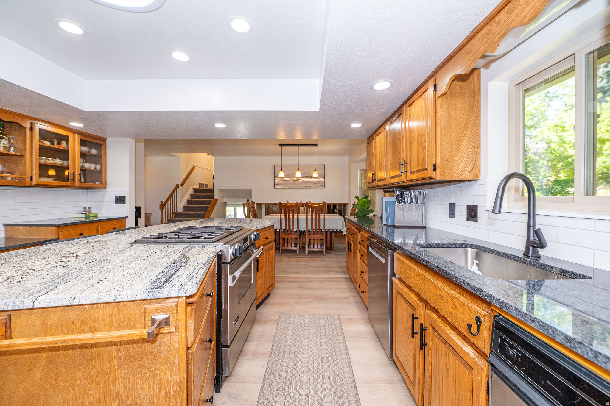LAKEVIEW HEIGHTS - Residential