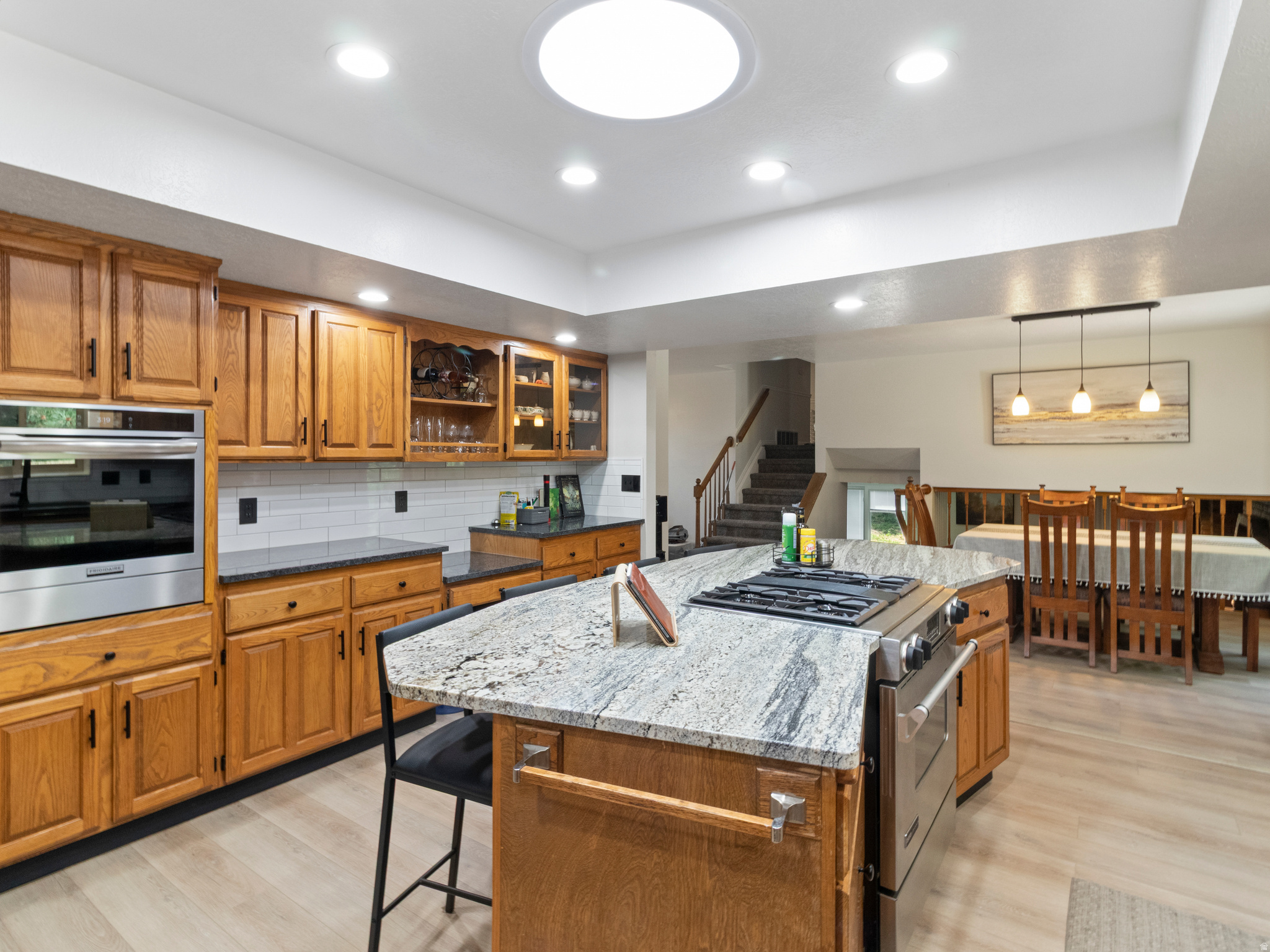 LAKEVIEW HEIGHTS - Residential
